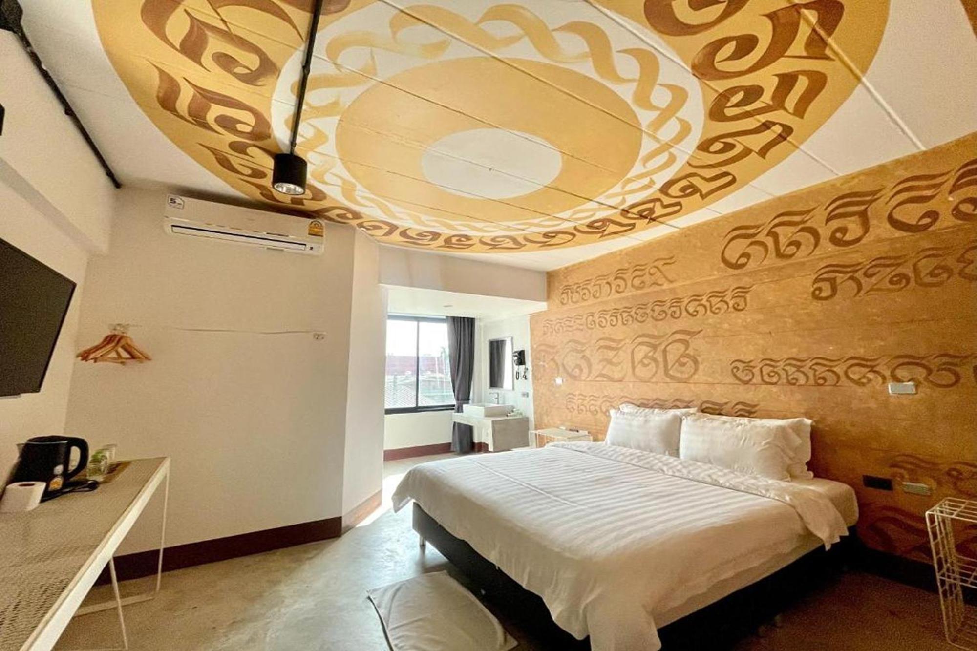 Bw Thai Art Style Apartment